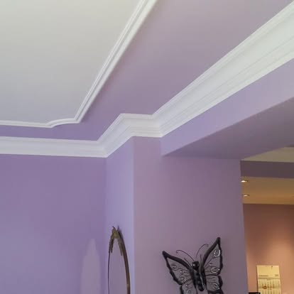 Decken- und Wandgestaltung im Innenbereich