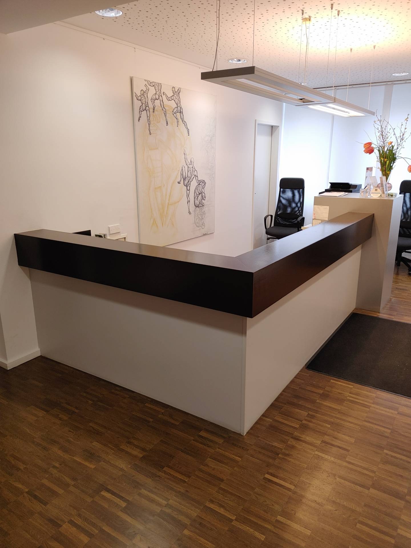 Sauber gestalteter Objektbereich im Innenraum